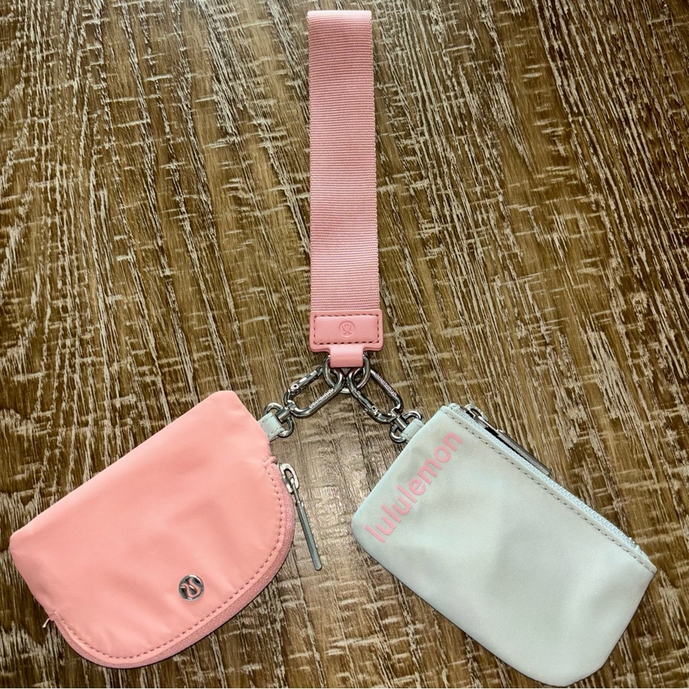 🩶💗Rare! Seal Grey + Pastel Pink Dual Pouch Wristlet lululemon